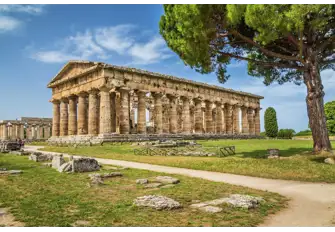Visit the Paestum temples by bike ahead of the crowds