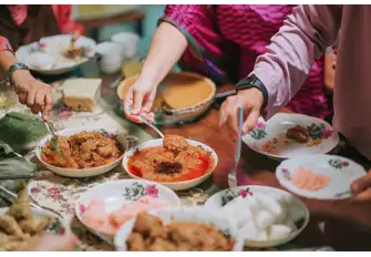 Malaysian cuisine reflects the multi-cultural nature of its people, a mix of Malay, Chinese and Indian with influences from the tribes of East Malaysia and Borneo and, more recently, Eurasian flavours