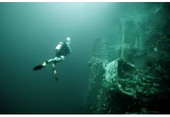 The Okikawa Maru's main deck is 16m with its deepest point being 26m