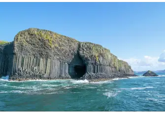 The acoustic effects of the basalt columns that line Fingal's Cave inspired Felix Mendelssohn to write The Hebrides Overture in 1829