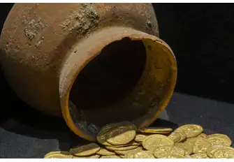 Delve into Bodrum's history and view the underwater archaeological artefacts