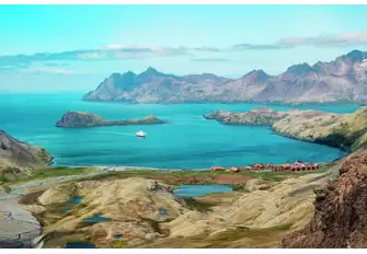 Former whaling ports such as Stromness Bay are ripe for anchoring and exploring