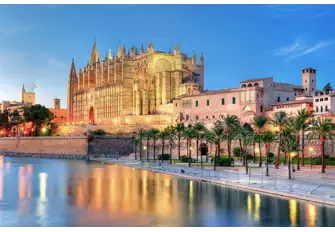 The Cathedral of Santa Maria, or Le Seu for short, provides a picturesque background for the show