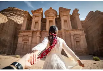 Explore and experience new locations, cultures and cuisines 