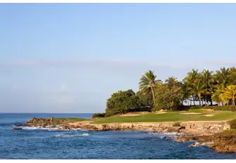Add the Teeth of the Dog golf course to your bucket list, and embrace the views and dramatic holes along the azure Caribbean Sea