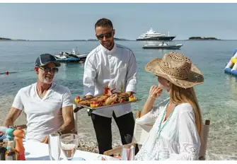 Cherish your loved ones and share an intimate beach dinner as you see in the new year