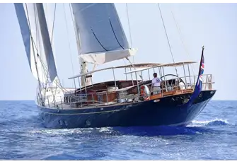 Length: 38.7m (127ft) | Guests: 6 in 3 cabins