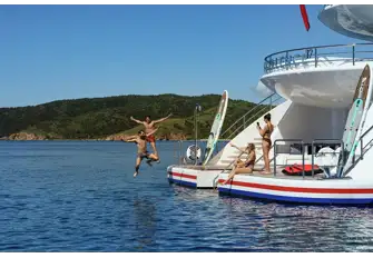 With its fold-out bathing steps, getting into and out of the water is easy