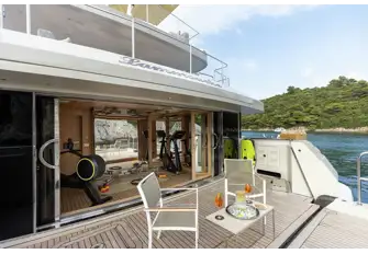Even with the generators running, Fioul's Cristal Power XTL 100 means this will be an even more pleasant place for guests to spend time