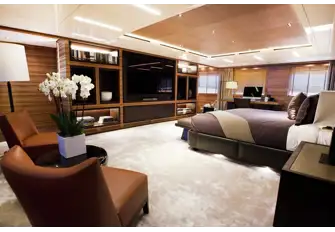 The full-beam main deck owner's suite