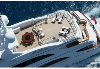 Open-air dining and plenty of sun lounging space on the sun deck