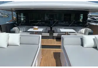 The Portuguese lounge forward on the upper deck