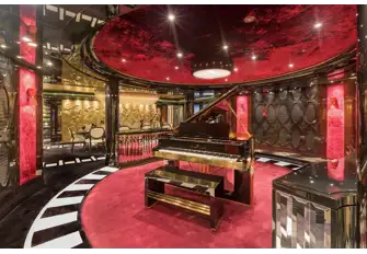 The piano lounge takes us back to the glamour of the Roaring Twenties