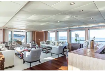 ROLA - Plenty of natural light in her Cristiano Gatto interiors