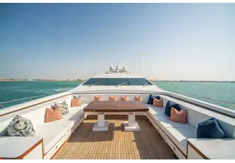 The foredeck lounge constitutes a third open-air dining area