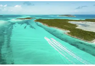 Shallow sheltered waters and myriad islands make this destination a yachting nirvana