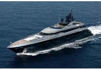 Transatlantic range and a sporty top speed of 21 knots is a rare combinationTransatlantic range and a sporty top speed of 21 knots is a rare combination