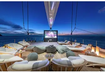 Movie night under the tropical stars, just magical!