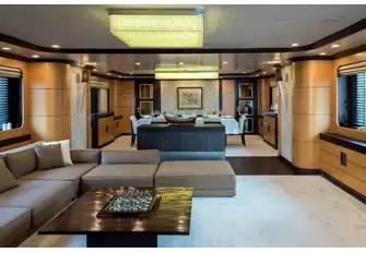 From cocktails on the aft deck, pick up a drink from the bar and relax in the lounge until dinner is served in the dining room