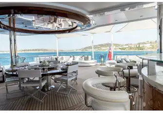 The upper deck aft is an exceptional entertainment space