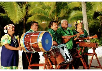 Cultural entertainment is laid on by the locals