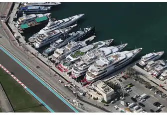 Give the F1 fan in your life a weekend to remember