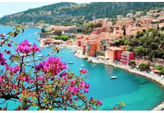 Aside from natural and architectural beauty, Villefranche has one of the deepest natural harbours in the Med