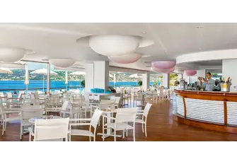 Eden-Roc Grill