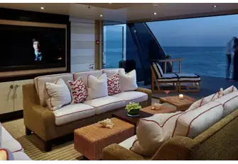 The spacious beach club with bar leads through to the wellness centre and gym