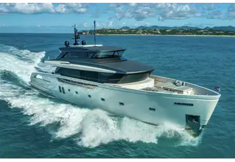A state-of-the-art diesel propulsion system offers precision manoeuvring and dynamic positioning