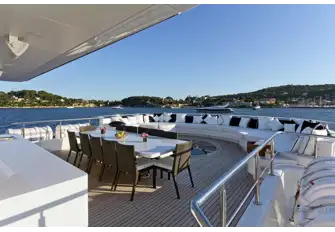 Open air dining with the deck skylight in the background