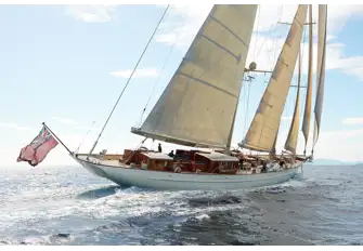 She is an outstandingly pretty yacht
