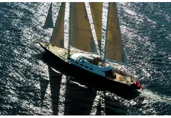 There is nothing to match the MORNING GLORY sailing experience