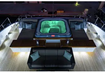 Main deck aft jacuzzi