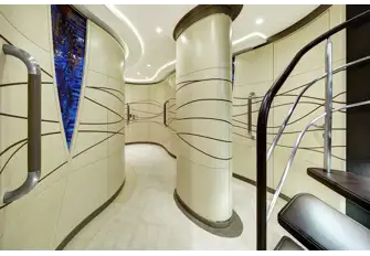 MONDANGO 3 - Curvaceous beauty in the lower deck guest lobby