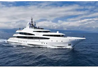 She has low engine hours logged and a transatlantic range of 4,500nm