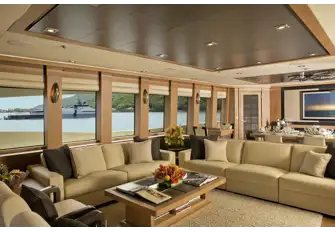 Spacious, bright main saloon