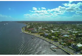 Flagler Drive winds its way down the eastern side of West Palm Beach
