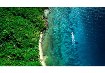 Beautiful colours on Yasawa-i-Ra Island