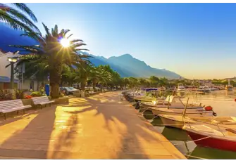 Mornings start slowly here, you ease yourself into the day in a way that guarantees a relaxed mood