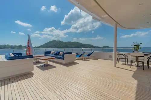 Owner's deck aft with lounging area