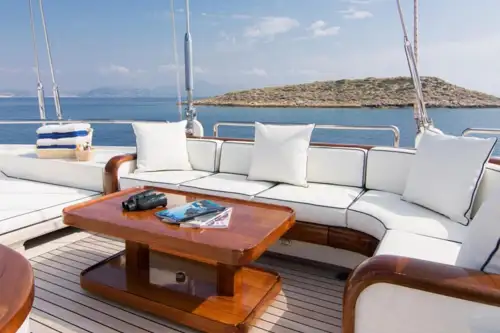 Flybridge seating area