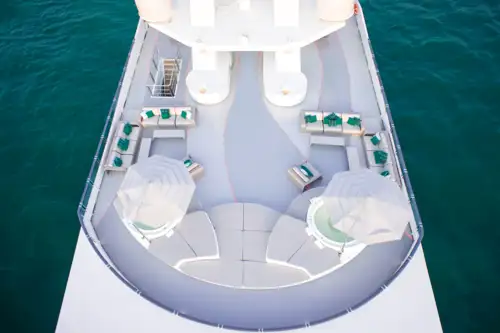 Sun deck aft loungers and jacuzzis