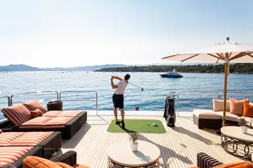 Sun deck golf